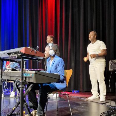 410213647 339180005497708 5553354837273688529 N