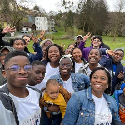 Photo 2023 04 15 22 20 33 1