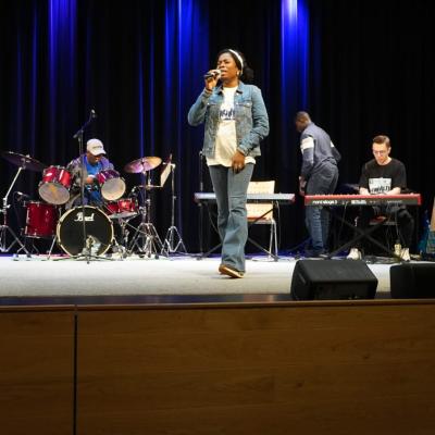 Photo 2023 04 16 00 08 39